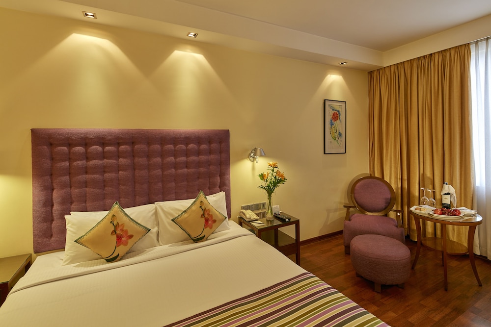 Royal Orchid Central Bangalore 21/75