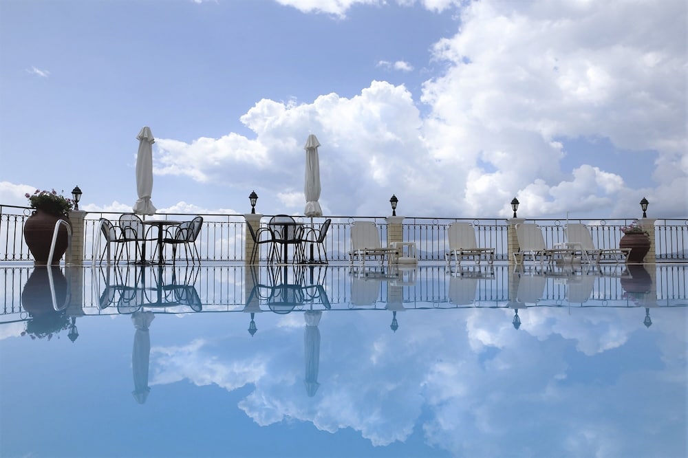 Oceanis Rooms Apartments 40/50