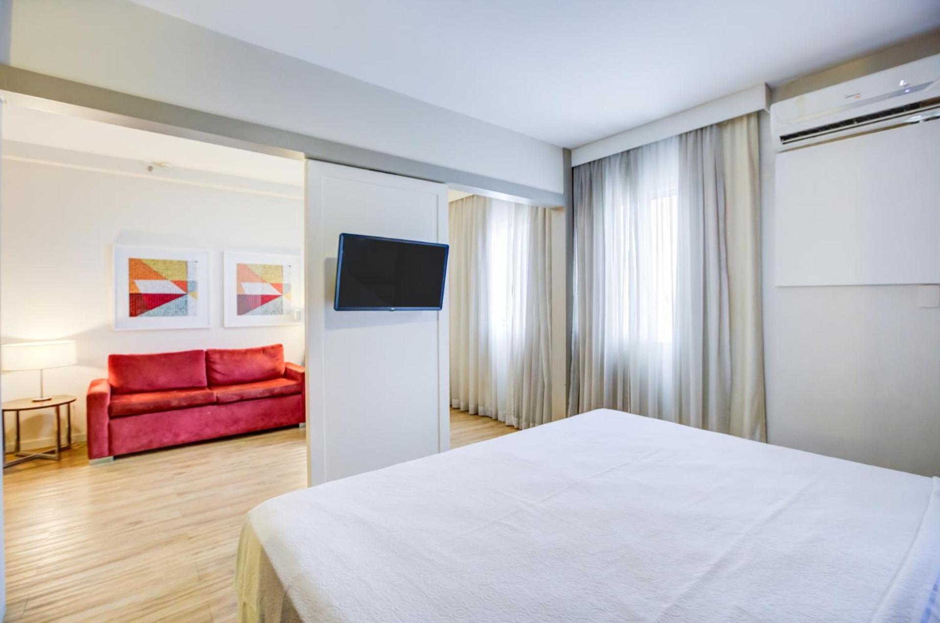 Deluxe, Double Bed