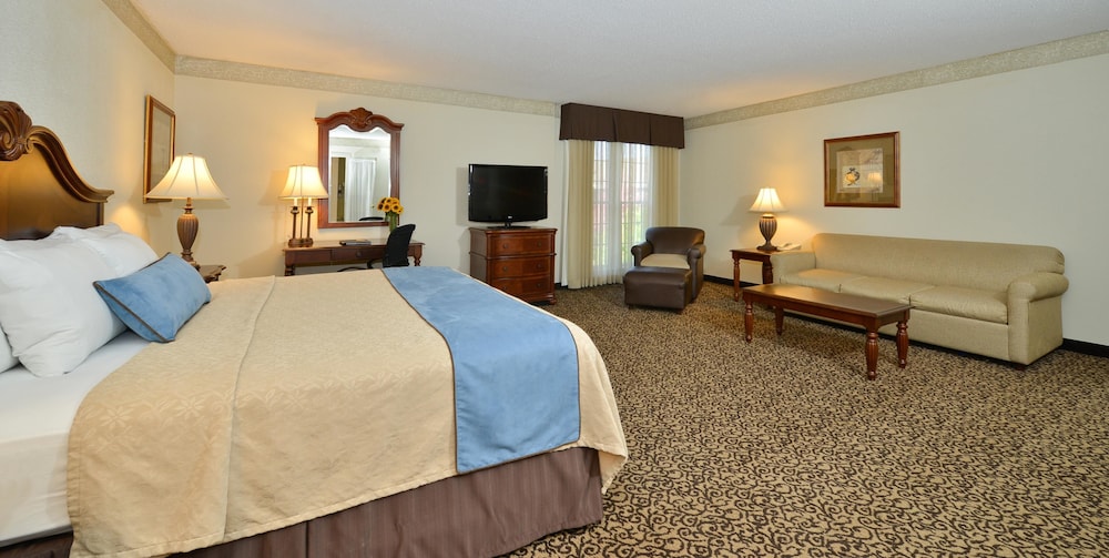 Best Western Plus Steeplegate Inn 26/51