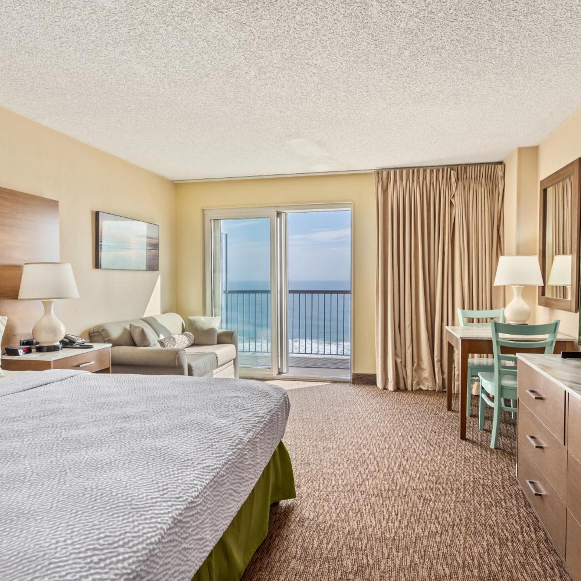 Room, King Bed, Sea Front, Hot Tub, Americana Hotel Oceanfront 2/6
