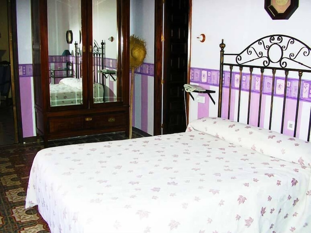 Palacio Guzmanes Hospederia Rural 18/64