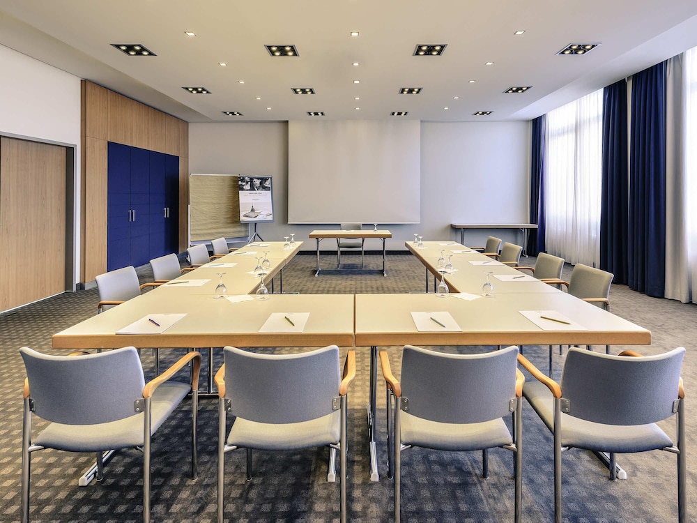 Mercure Frankfurt Eschborn Helfmann Park 39/43