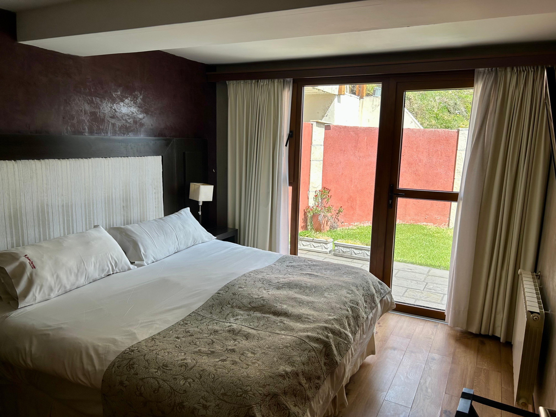 2 Bedrooms, Luxury, Apartment