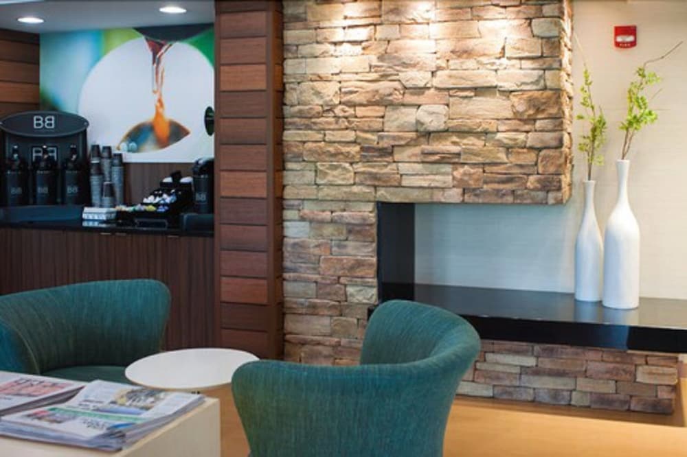 Fairfield Inn Harrisburg Hershey 8/53
