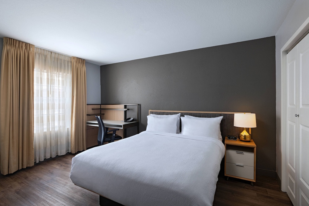 TownePlace Suites by Marriott Baton Rouge South 13/38