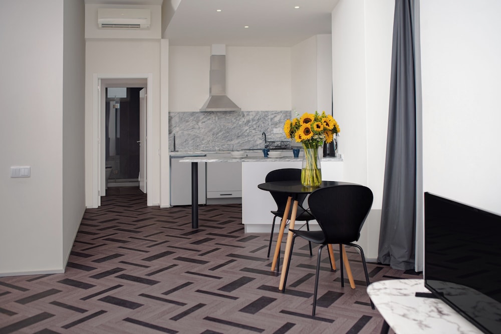 Gloria Suites by Lx Way 29/39