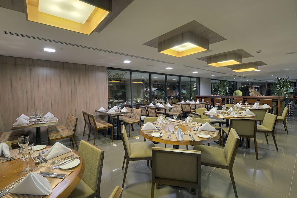Deville Prime Campo Grande 38/50