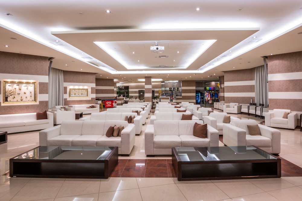 Konstantinos Palace 30/50