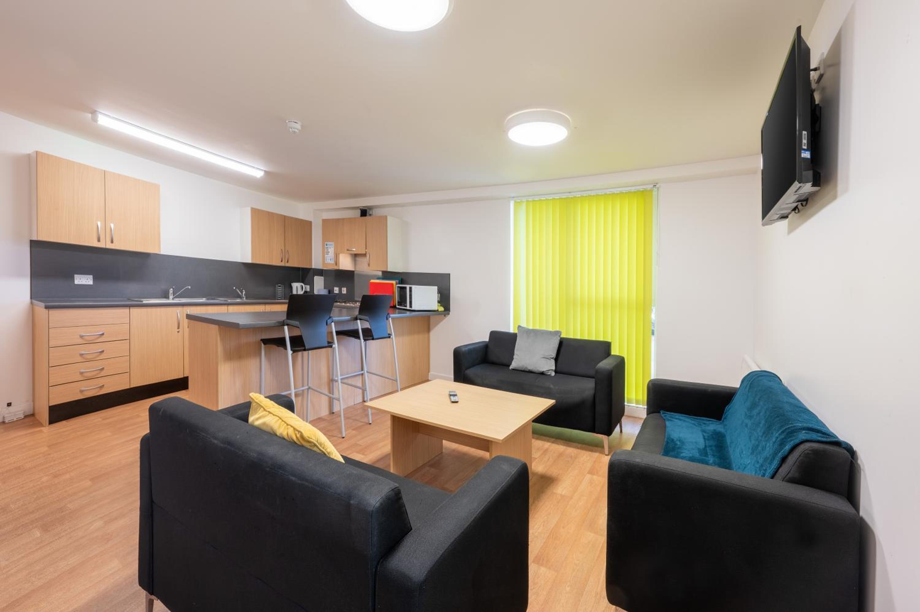 Cityheart Fort William - Campus Accommodation 6/17
