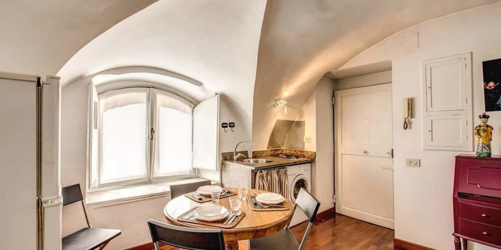 Corso Vittorio Studio 7/23