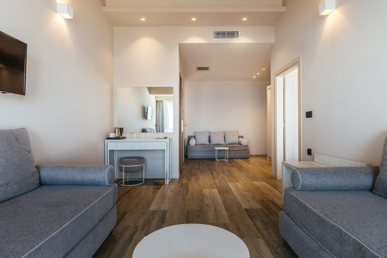 Alexandra Beach Resort & Spa 117/138