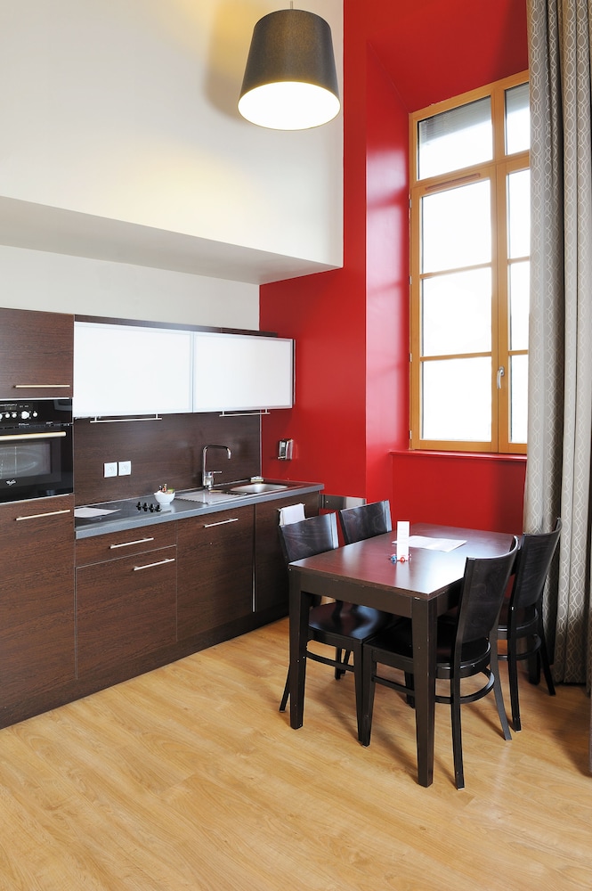 Residhome Grenoble Caserne de Bonne 60/74