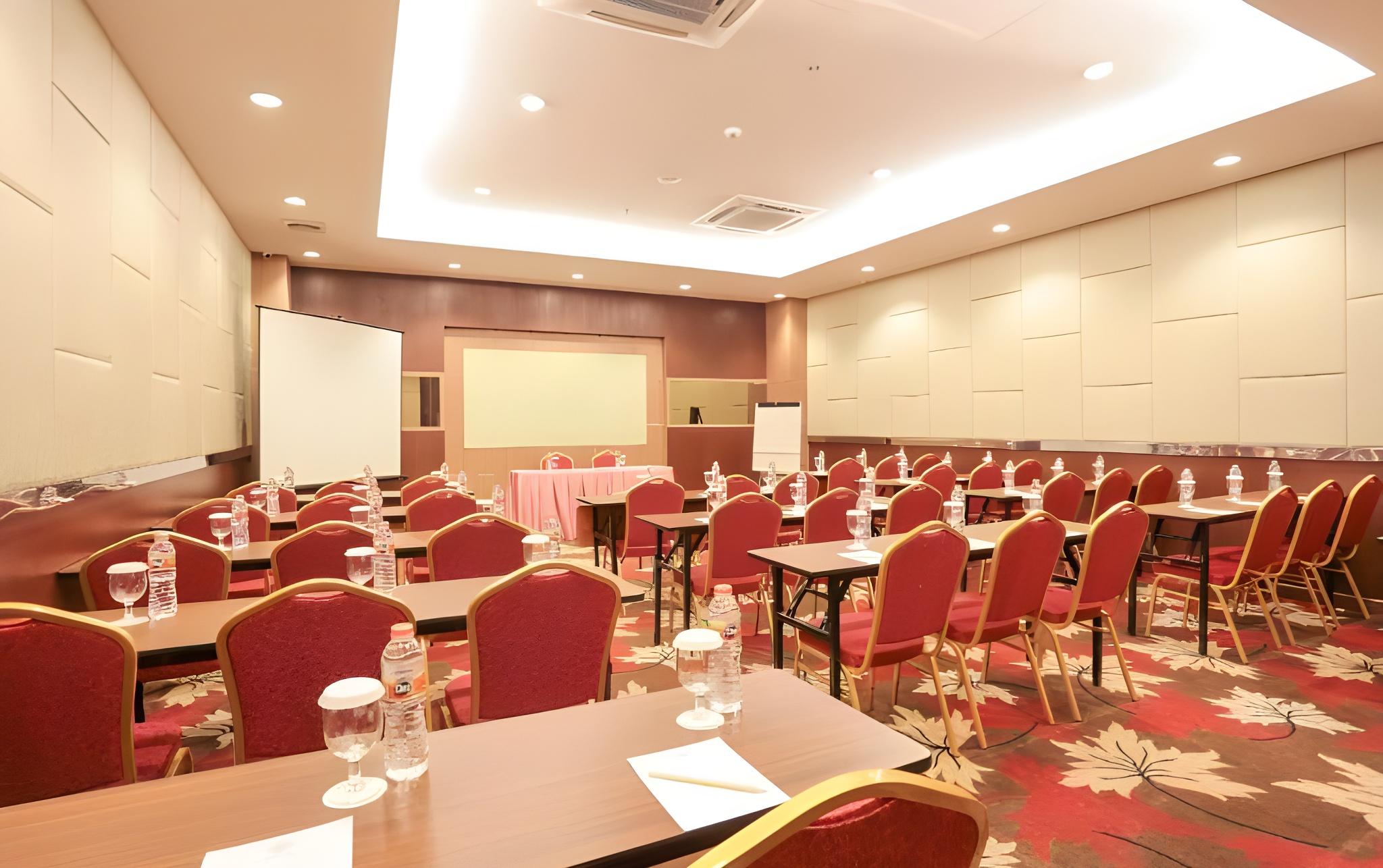 HOTEL REMCY PANAKKUKANG MAKASSAR 52/58