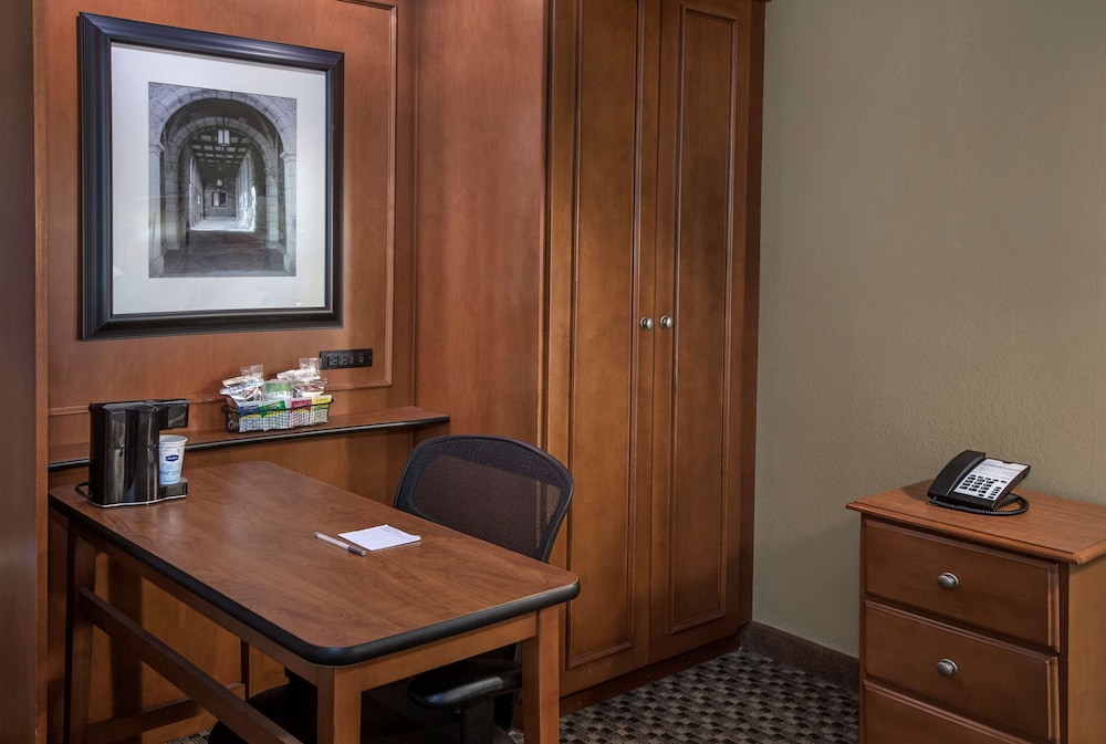 Hampton Inn Ann Arbor-South 58/67