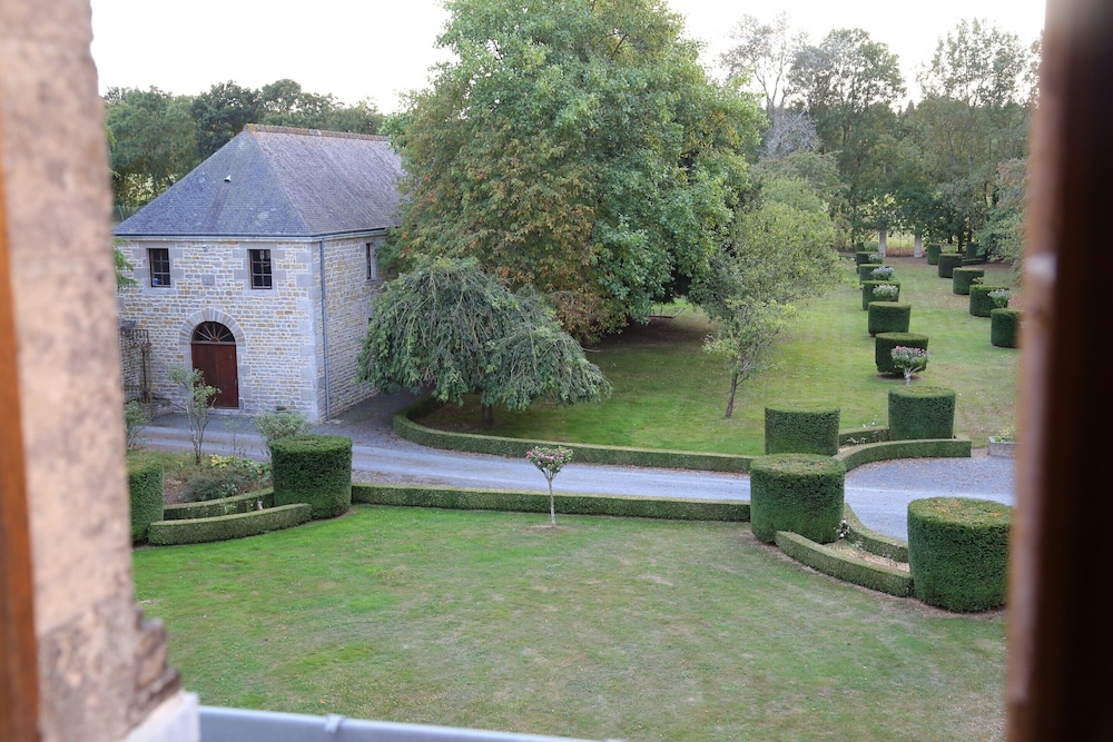 Chateau Du Bu 42/50