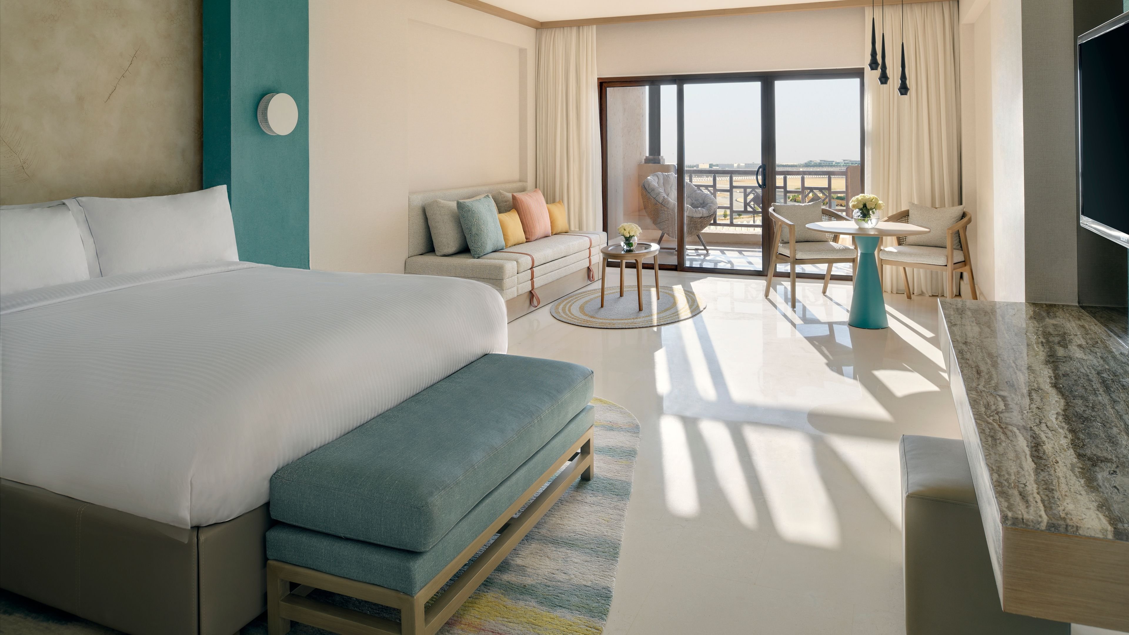 Club, Premium, King Bed, North Wing