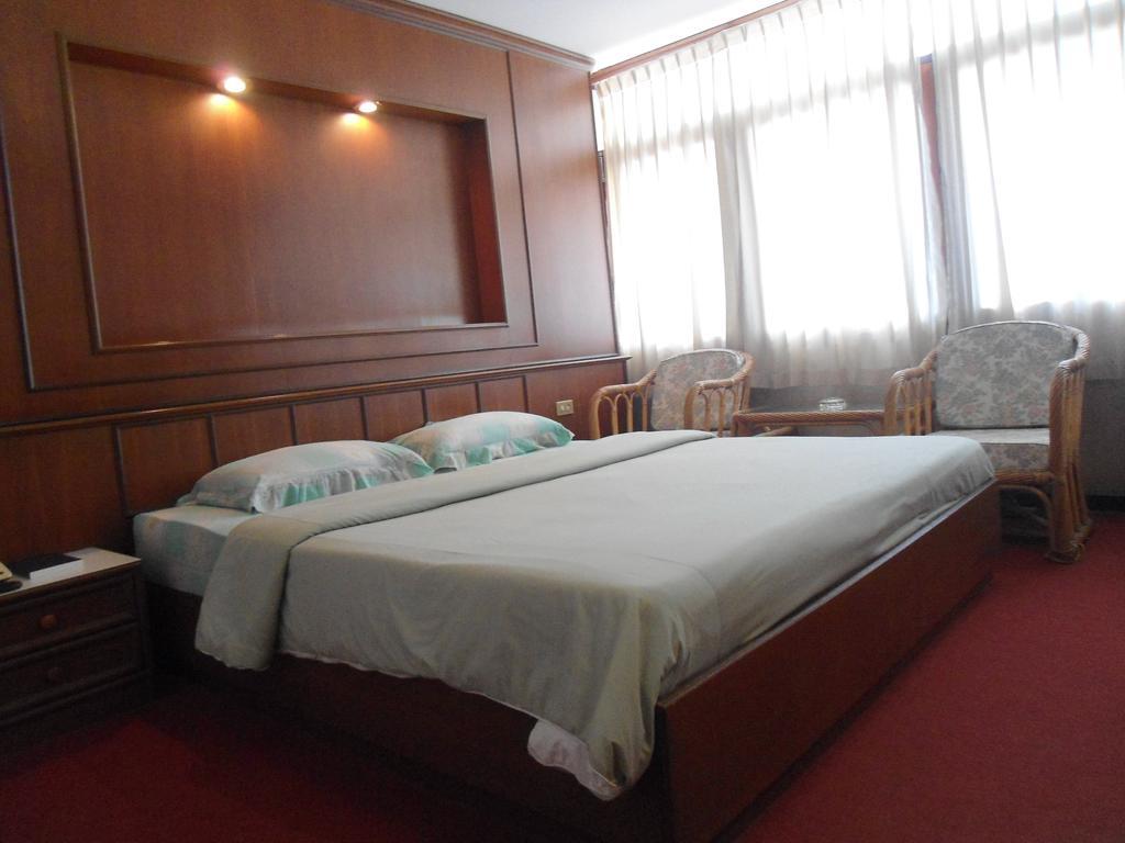 Ubon Hotel 9/20