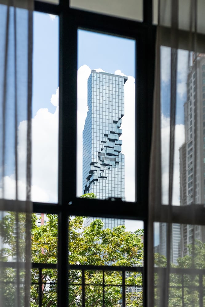 Warm Window Silom - Hostel 62/69
