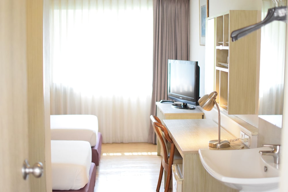 Trang Hotel Bangkok 70/73
