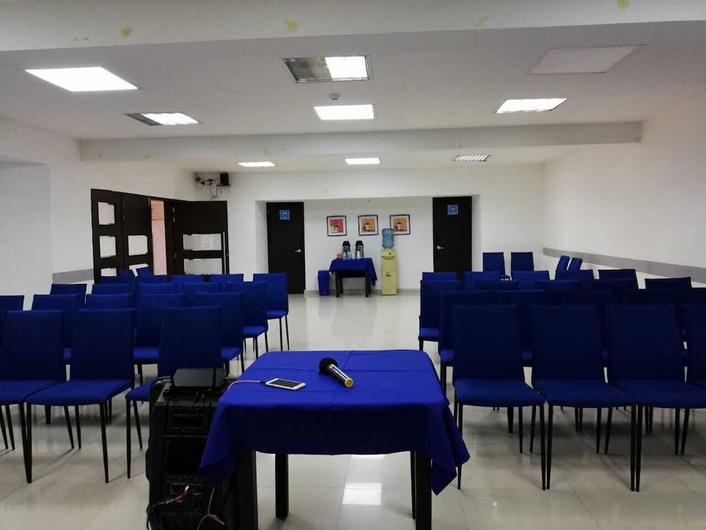 Ayenda Mar Azul Neiva 44/61