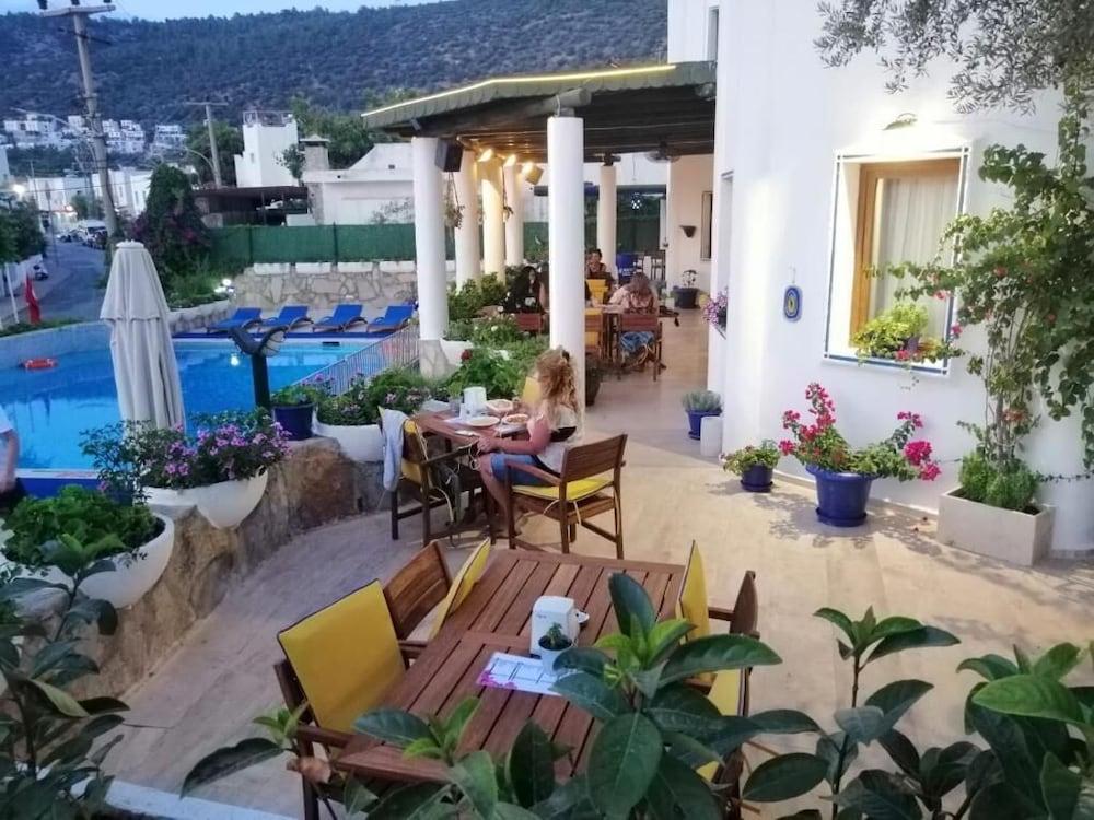 Eden Hotel 16/20