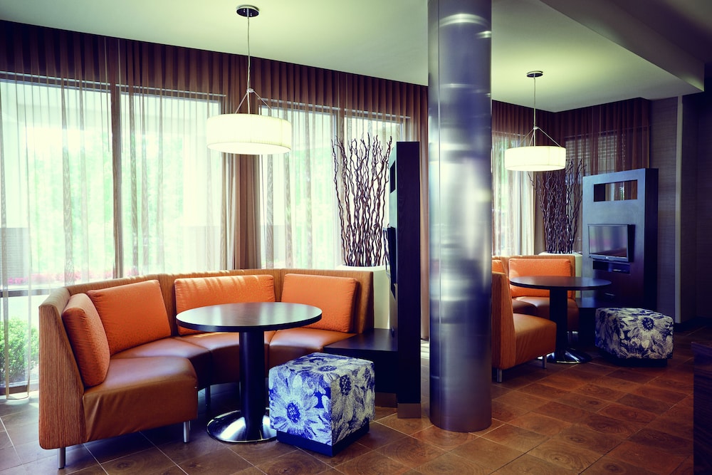 Courtyard By Marriott Atlanta Kennesaw 25/35