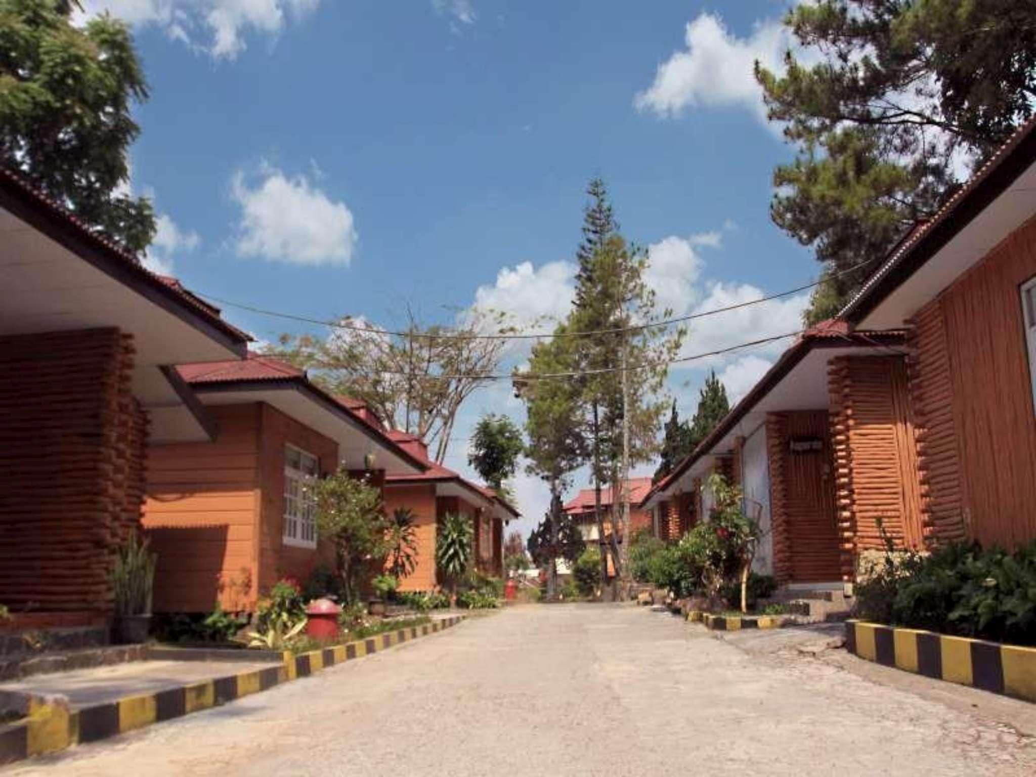 Hotel Ciloto Indah Permai 43/45