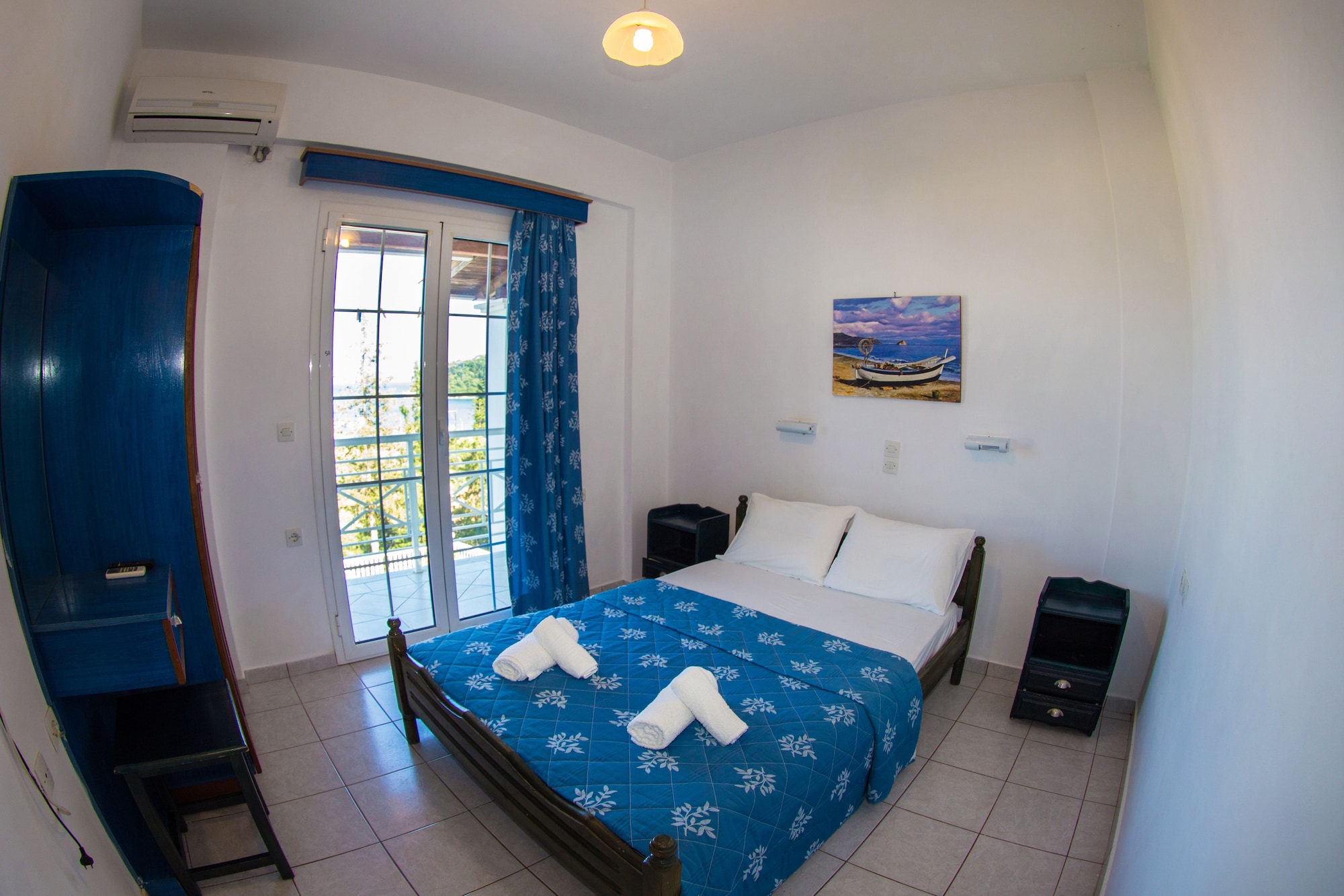 2 BEDROOMS, APARTMENT, SEA VIEW