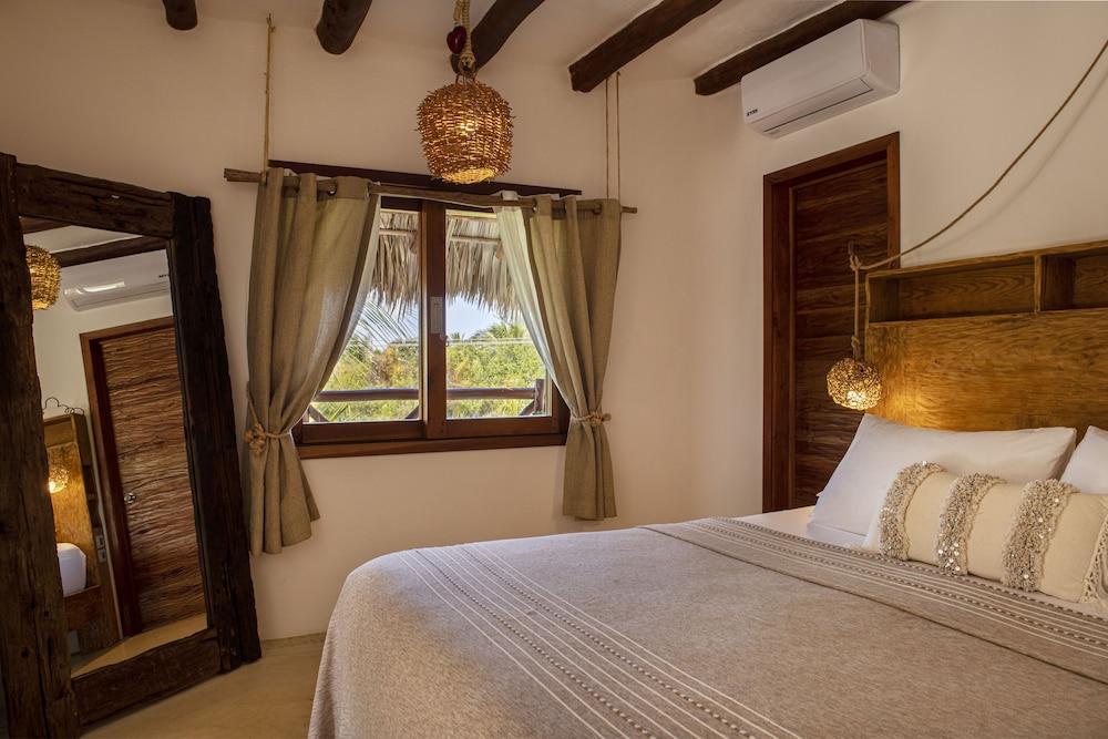 Carita Hotel & Residence 11/50