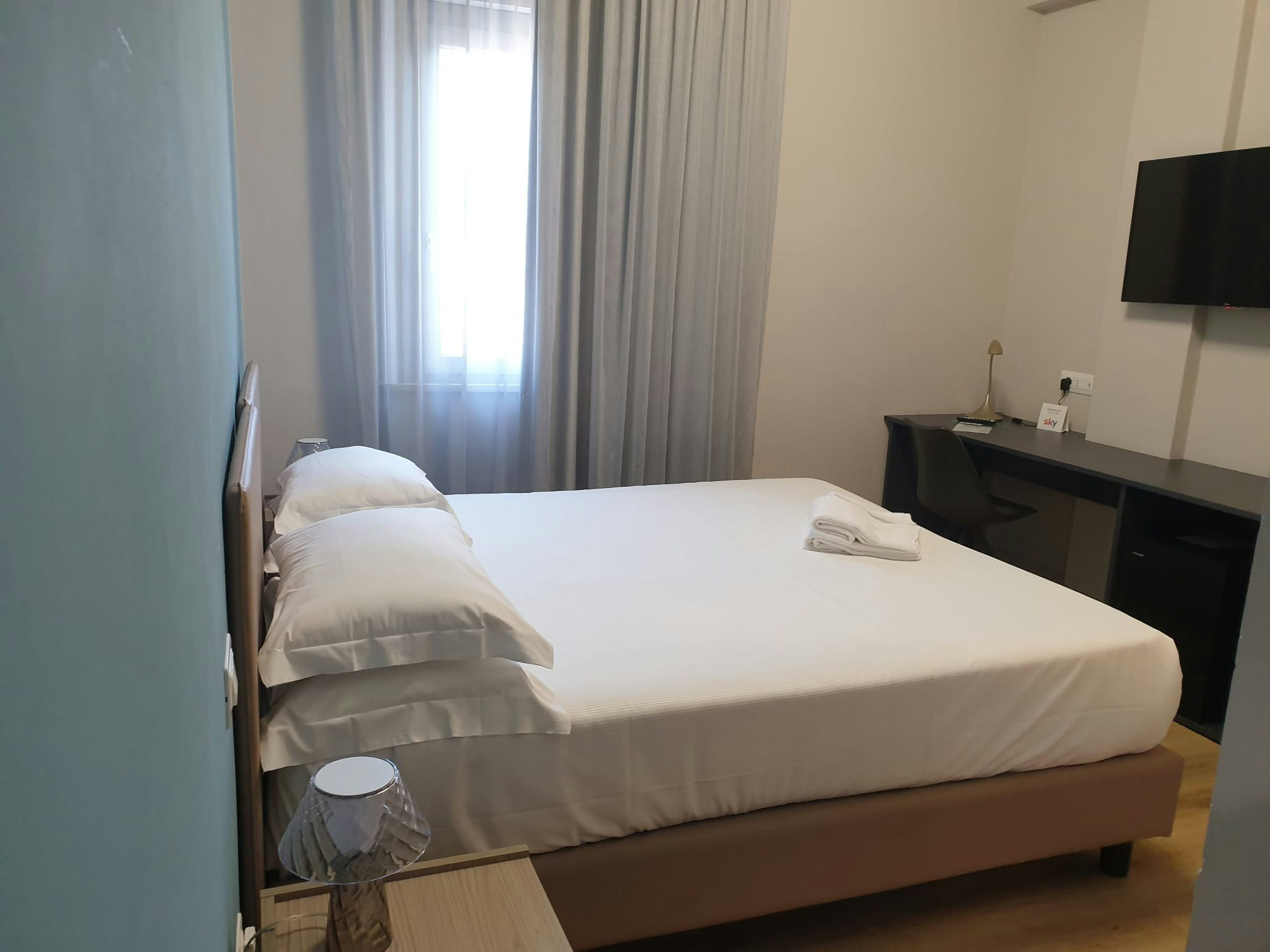Hotel de la Ville 8/17