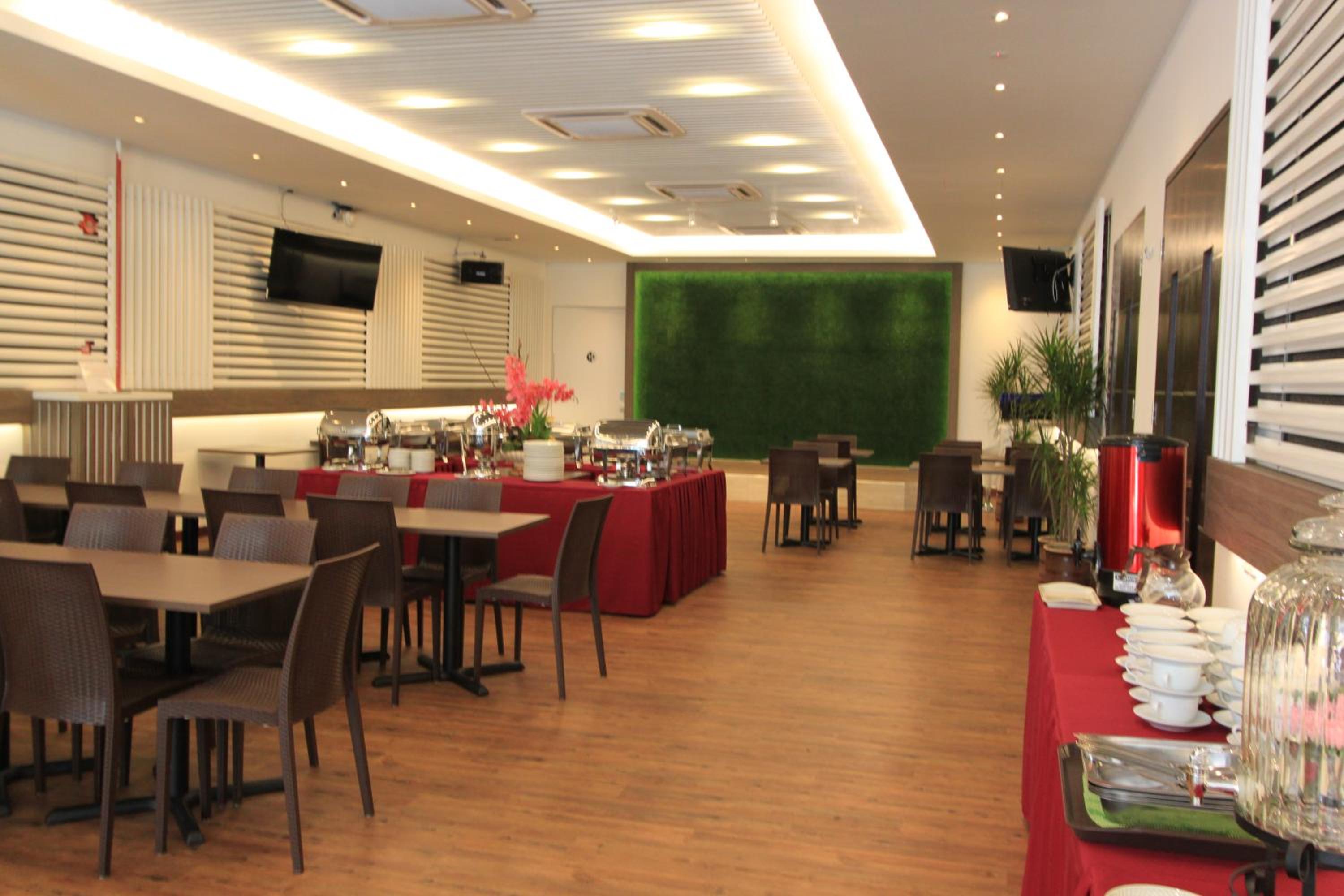 Molek Garden Hotel 39/58