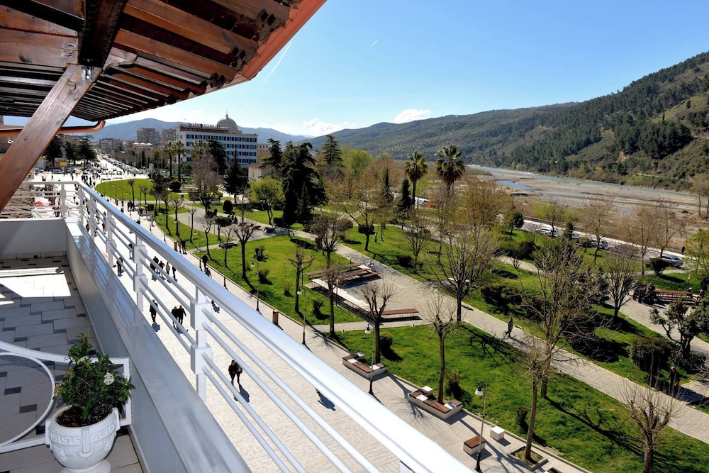 White City in BERAT