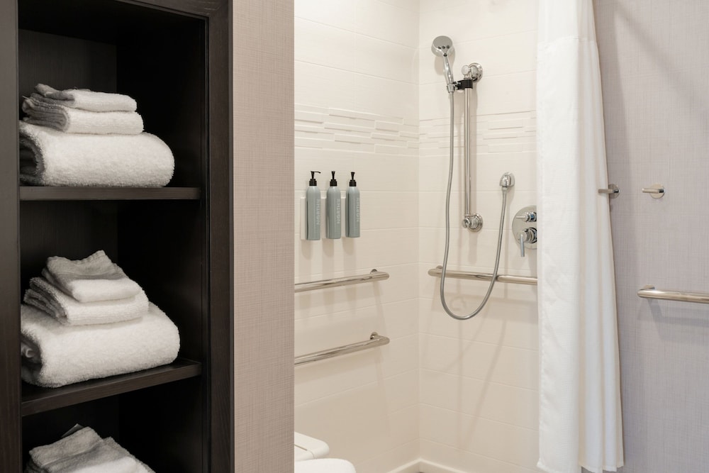Residence Inn by Marriott Wilkes-Barre Arena 38/41