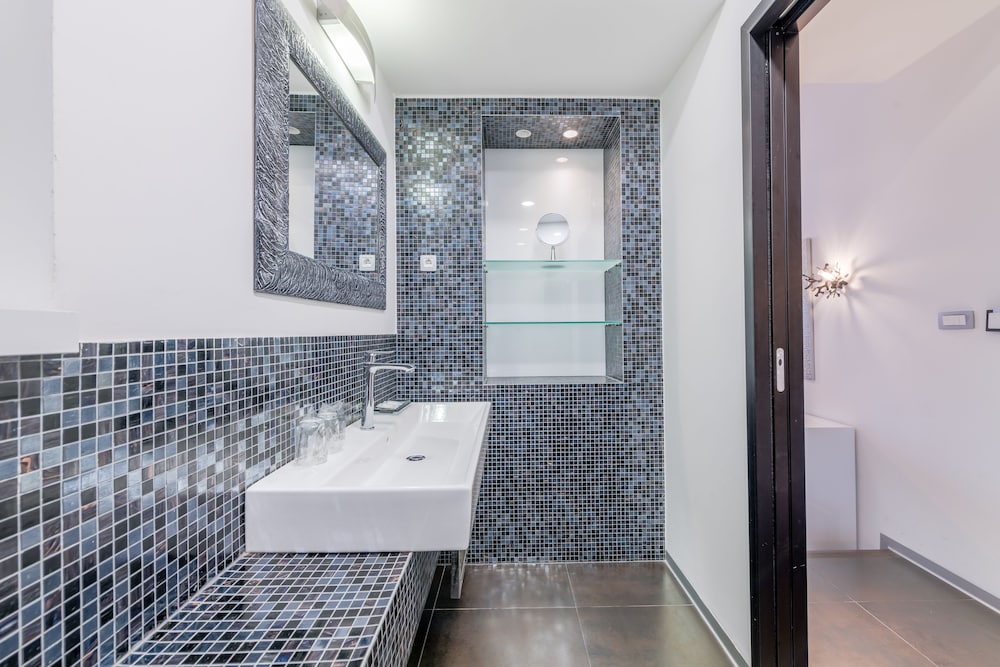 Starlight luxury rooms 46/50