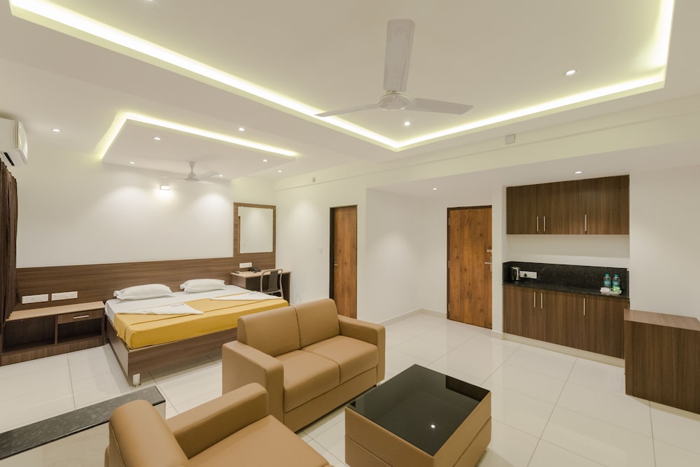Hotel Karuna Residency 17/23