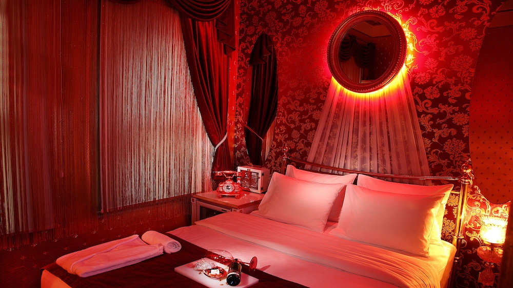 Sultan Tughra Hotel 28/50
