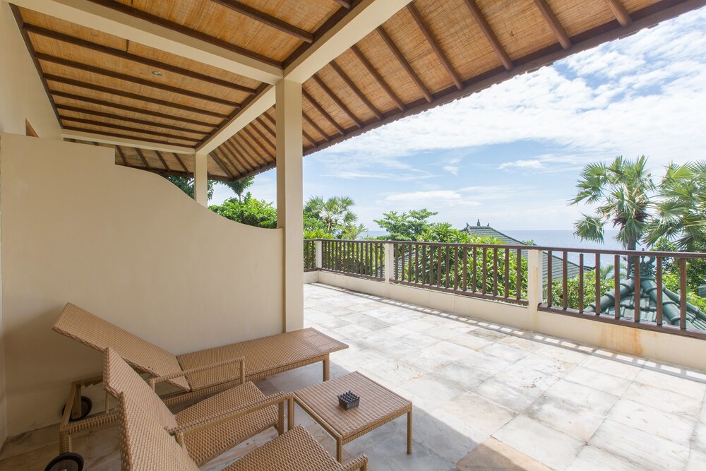 Puri Wirata Dive Resort And Spa 25/46