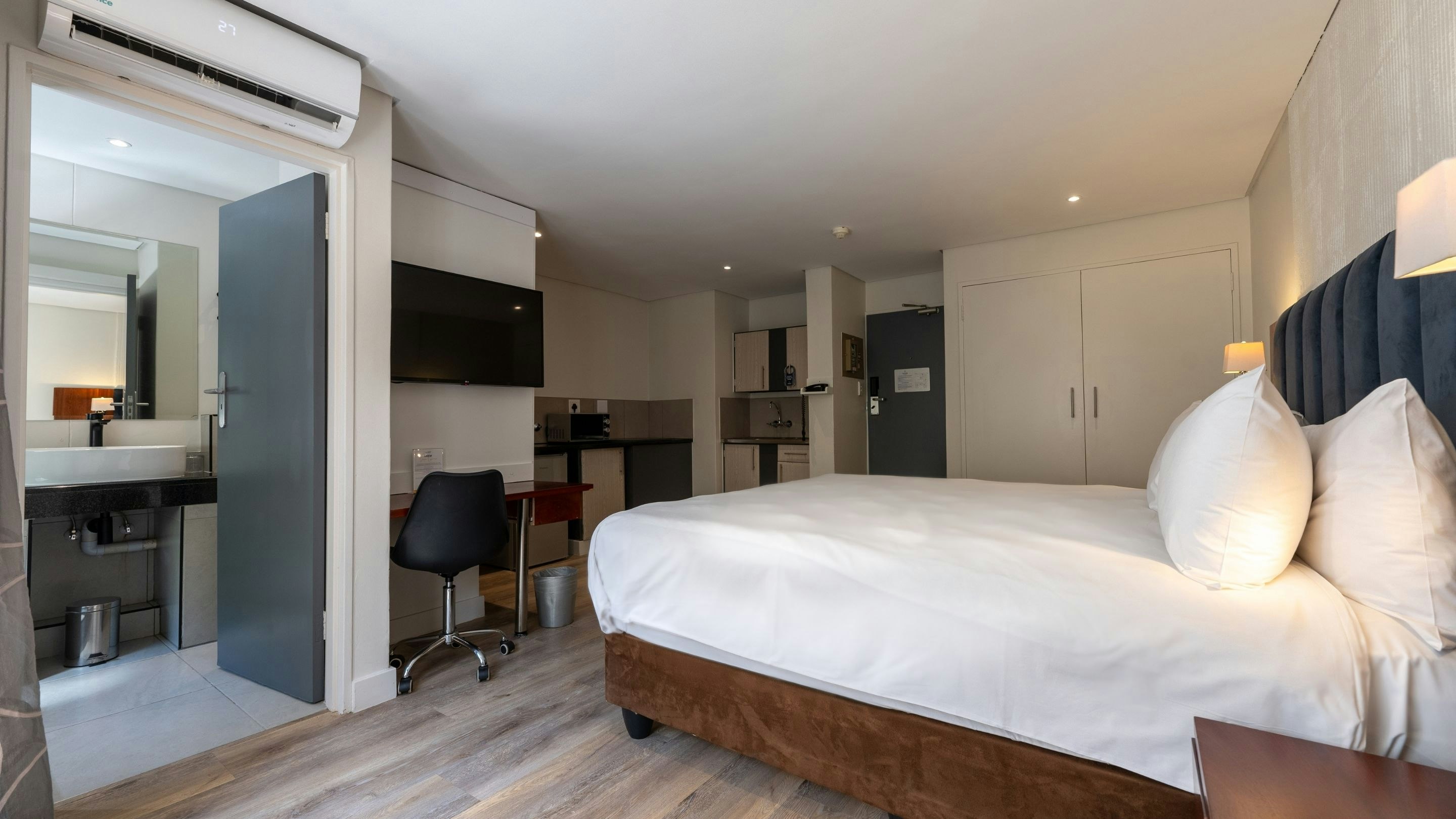 Standard Apartment