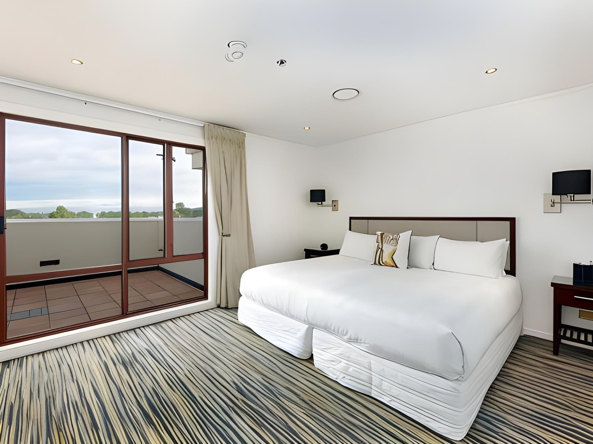 2 Bedrooms, Penthouse, Suite