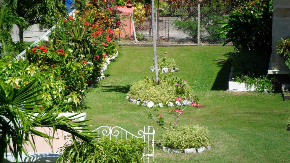 Monteray Apartment Hotel 45/48