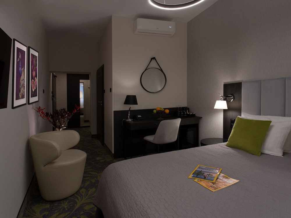 PREMIUM, DOUBLE BED