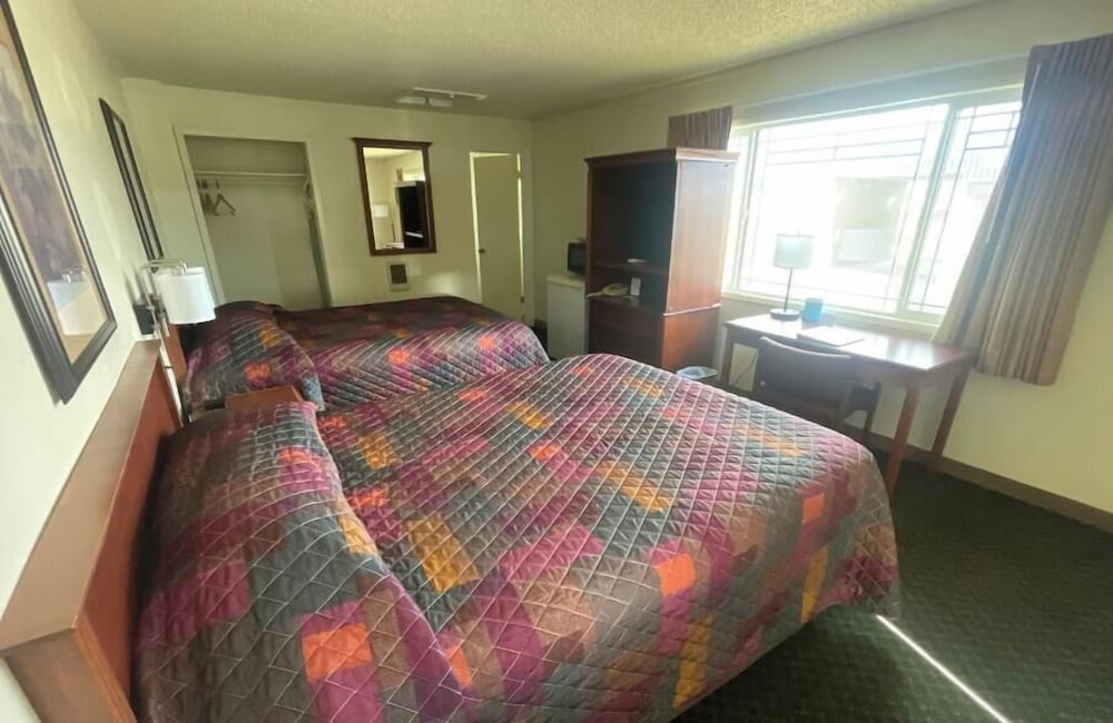 Gateway Inn 23/79