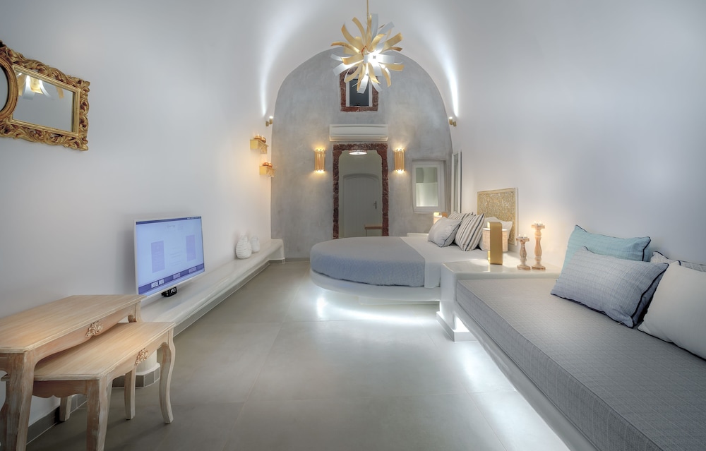 Secret Legend Suites - Adults Only 30/50