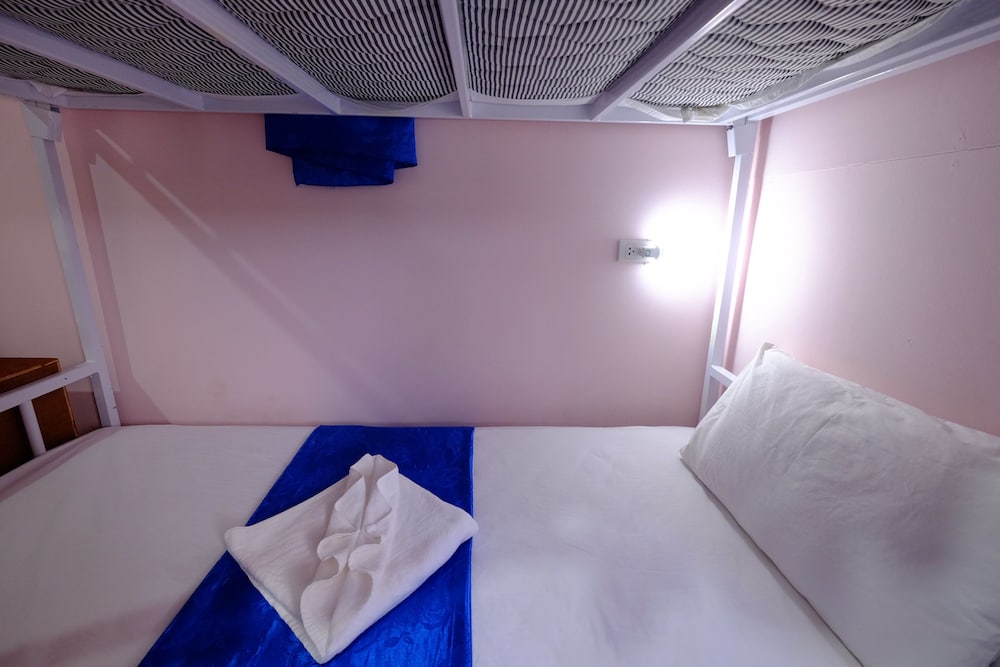 Sang Chan Hostel 5/32