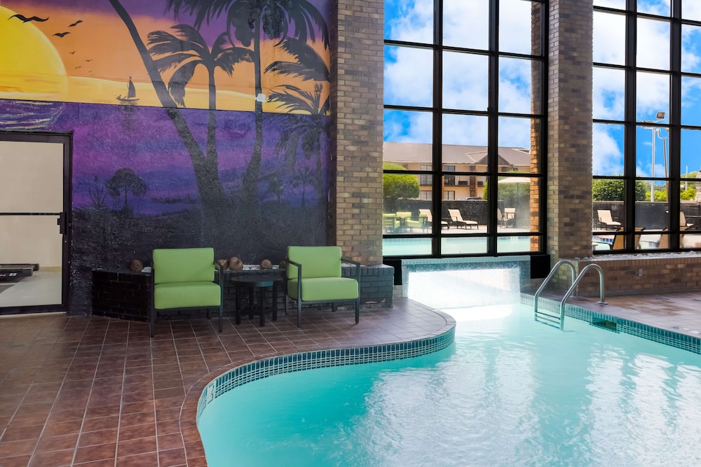 SureStay Plus By Best Western Greenwood 20/50