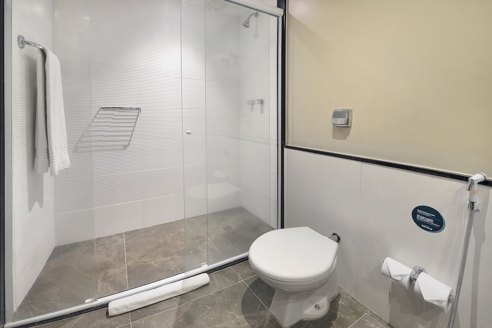 Hotel Deville Prime Cuiaba 17/86