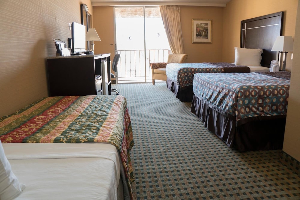 California Inn 9/41