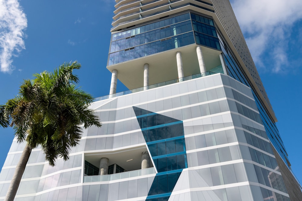 The Elser Hotel and Residences Miami 6/59