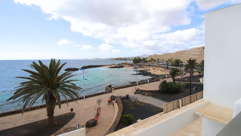 Neptuno Suites - Only Adults 50/50